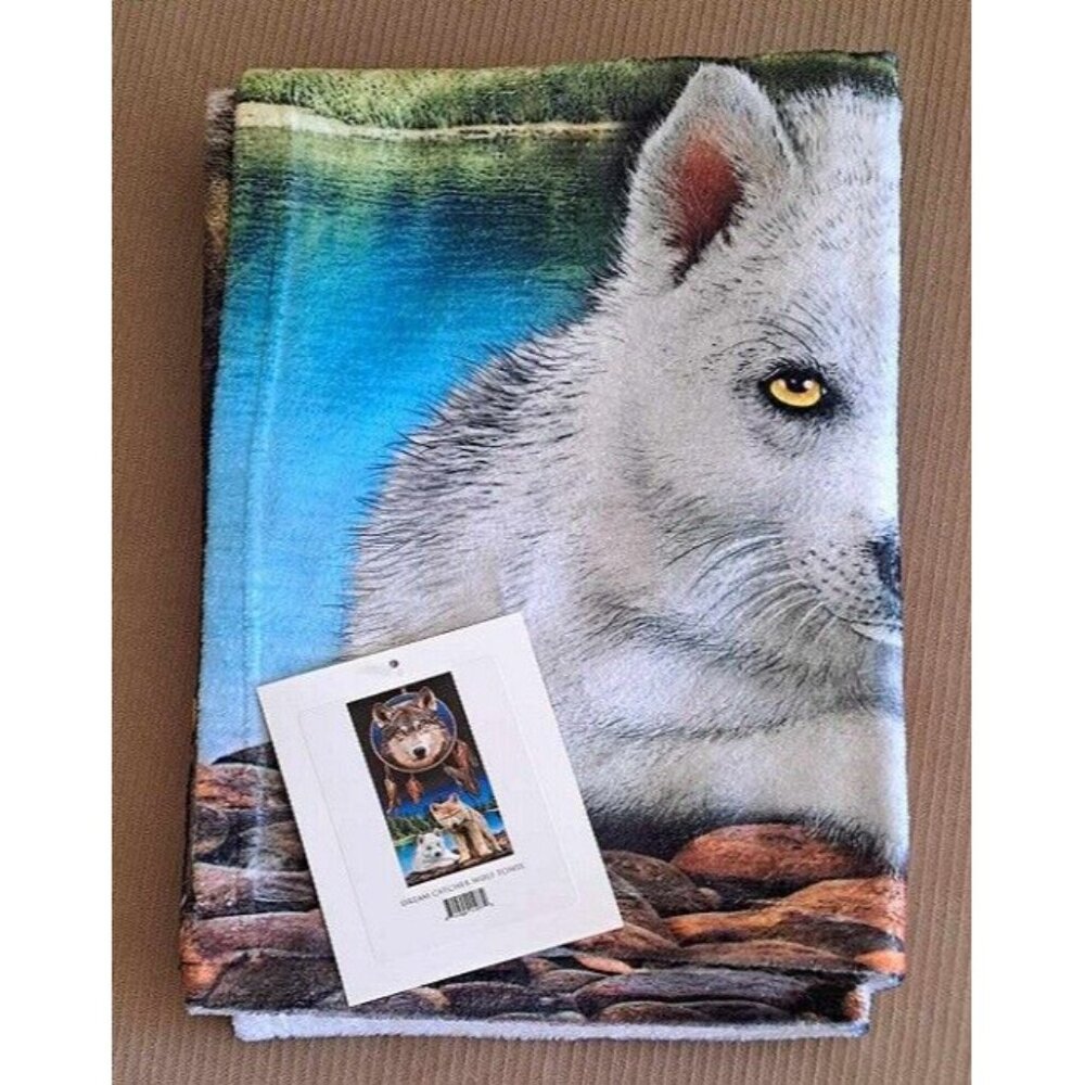 New Dreamcatcher Wolf & Pups Bath Beach Pool Cotton Gift Towel Wolves 30x60 NWT - Picture 5 of 6